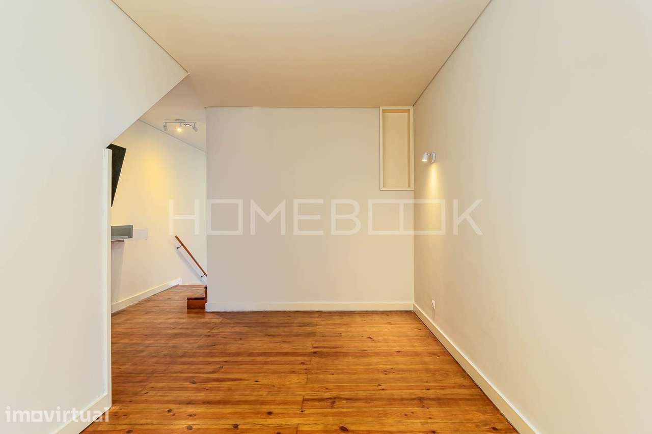 Apartamento T1 Duplex Renovado com Jardim | Alto de Santo Amaro – Lisb - Grande imagem: 3/33