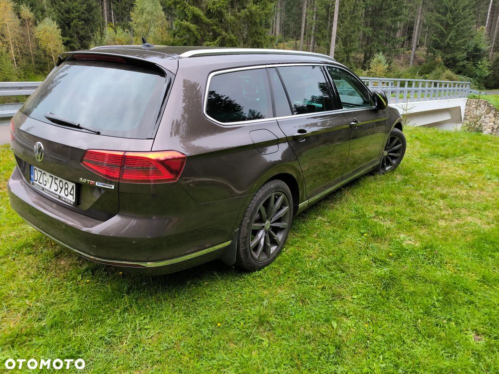 Volkswagen Passat 2.0 TDI BMT Highline - 26