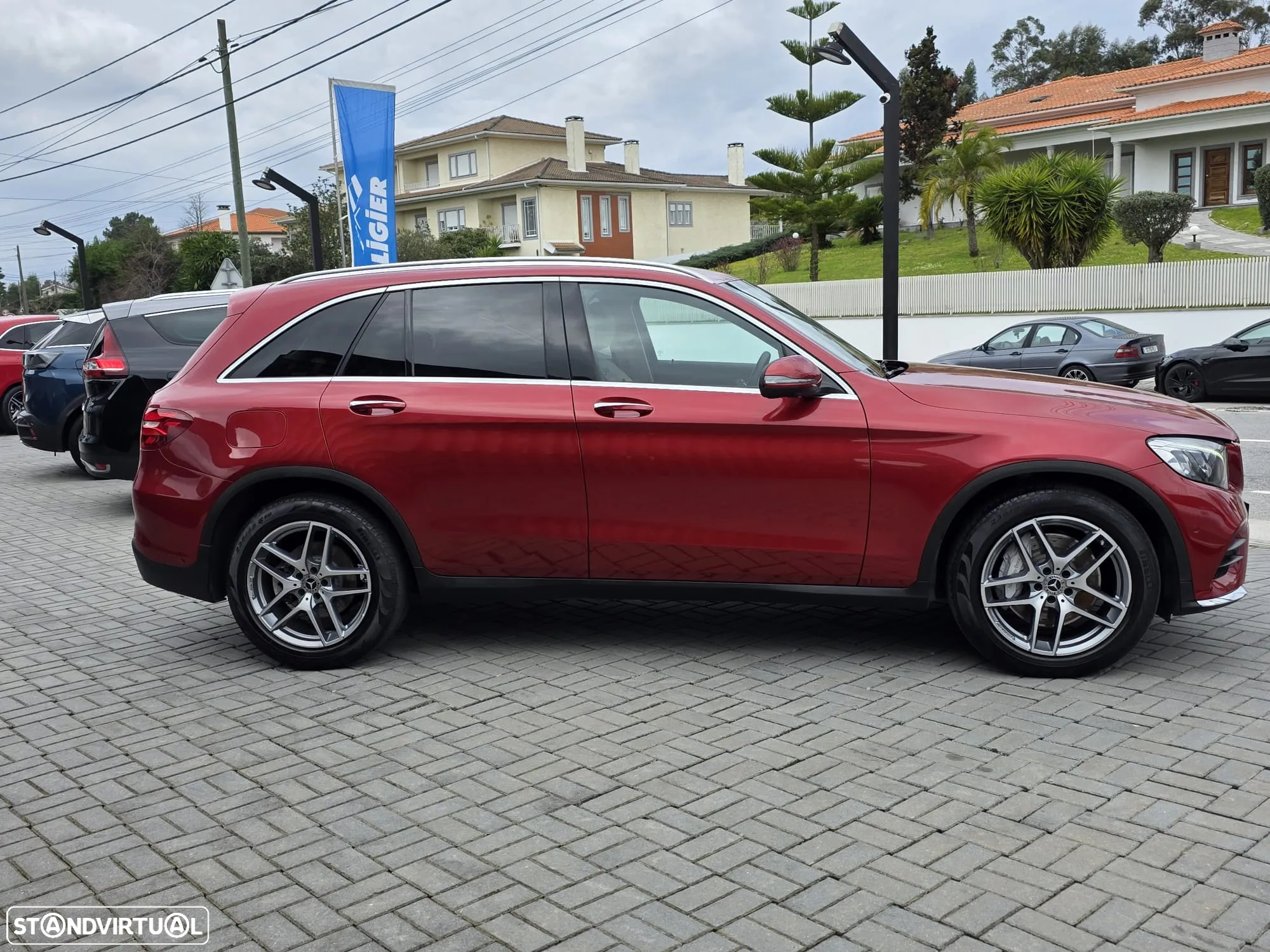 Mercedes-Benz GLC 250 d AMG Line 4-Matic - 13