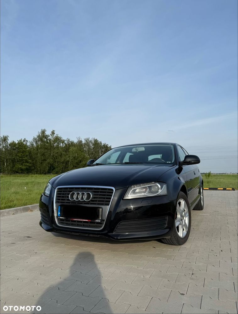 Audi A3 Sportback - 1