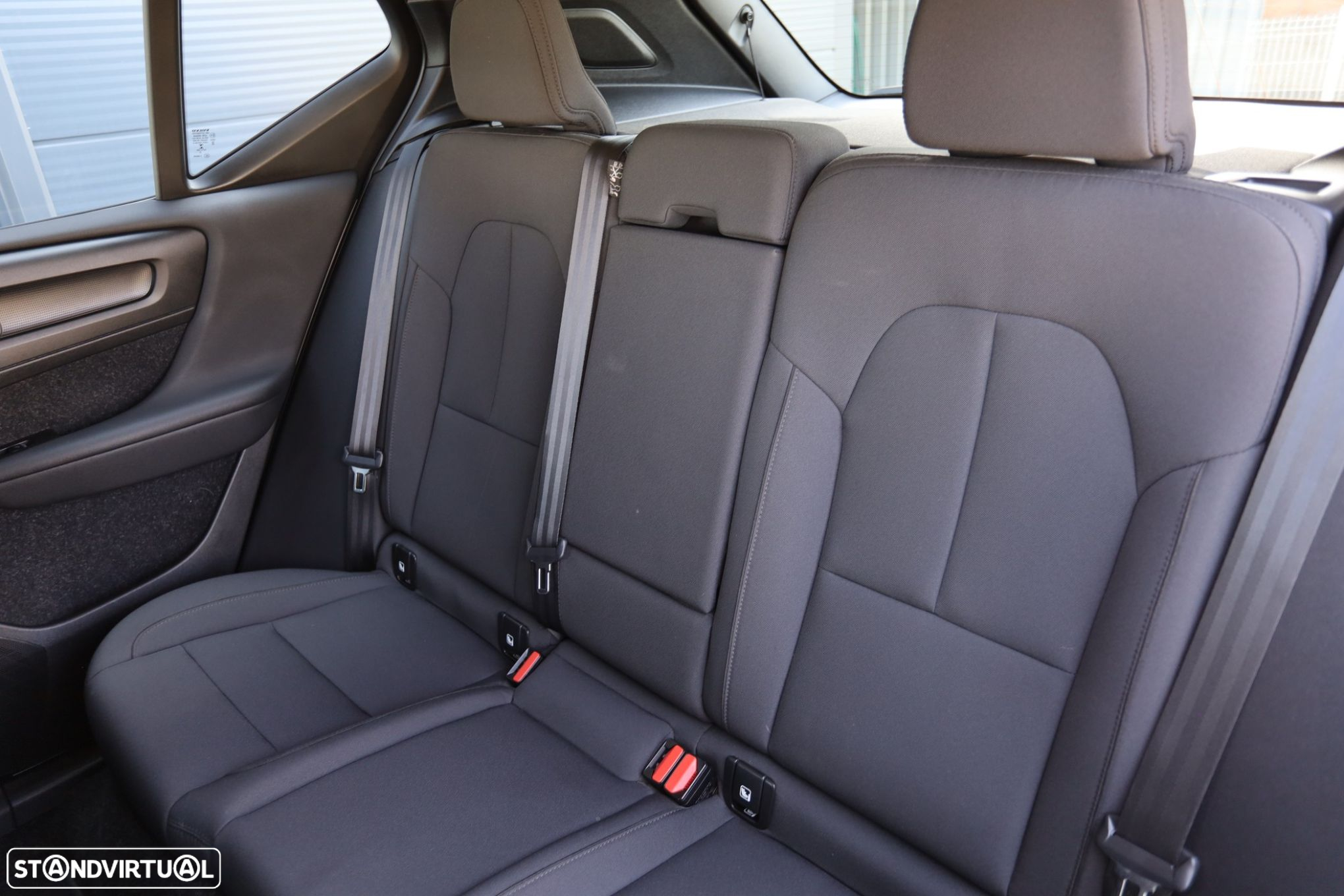 Volvo XC 40 2.0 D3 Momentum - 19