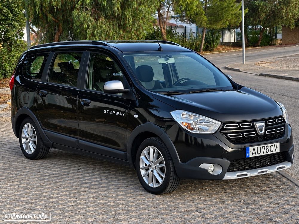 Dacia Lodgy 1.5 Blue dCi Stepway 7L - 3