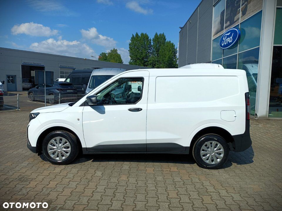 Ford Transit Courier - 3