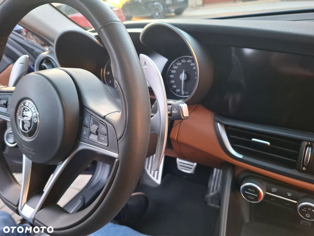 Alfa Romeo Giulia 2.2 D Turbo Super - 10