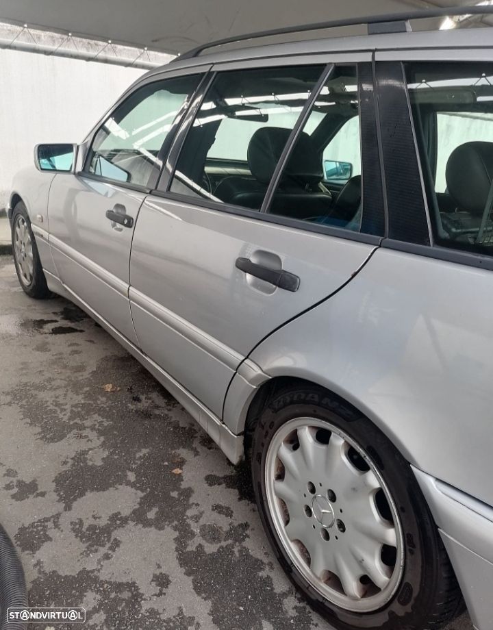 Mercedes-Benz C 200 D Sport - 4
