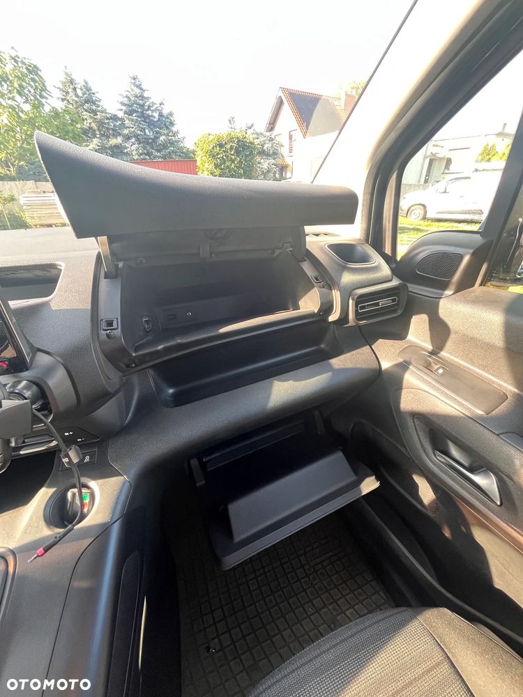 Opel Combo - 17