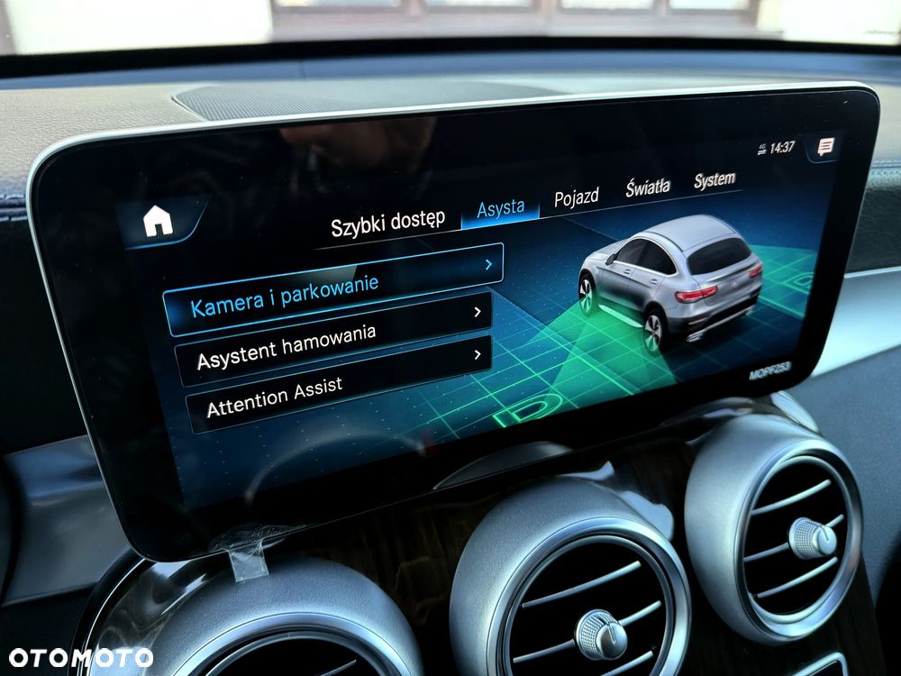 Mercedes-Benz GLC - 33