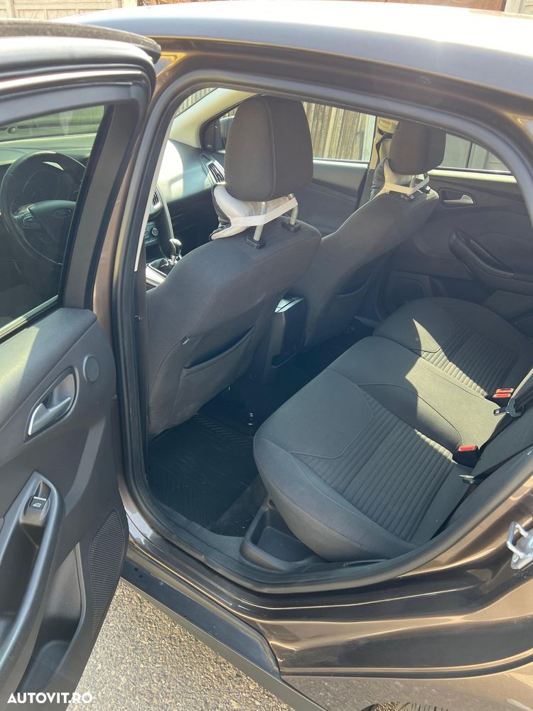 Ford Focus 1.5 EcoBoost Titanium - 3