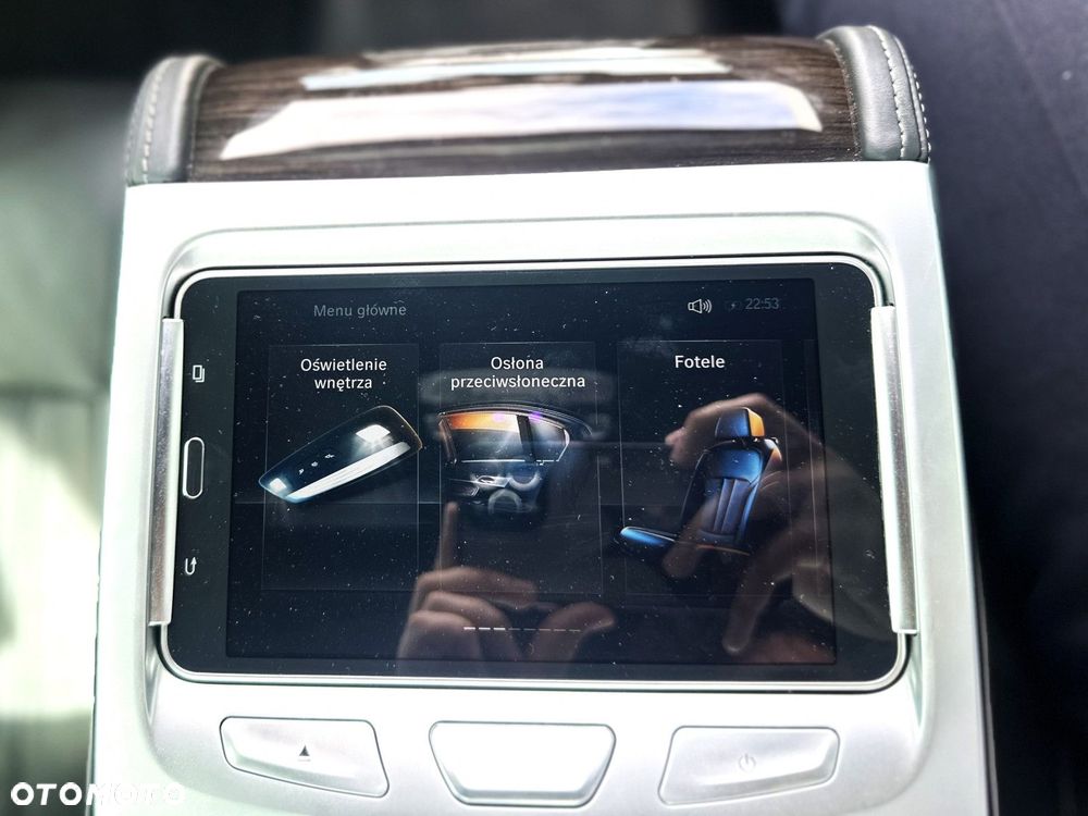 BMW Seria 7 - 20