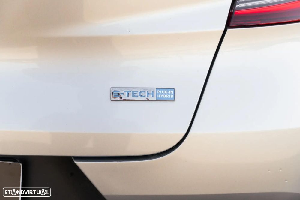 Renault Captur 1.8 E-Tech Full Hybrid Techno - 37
