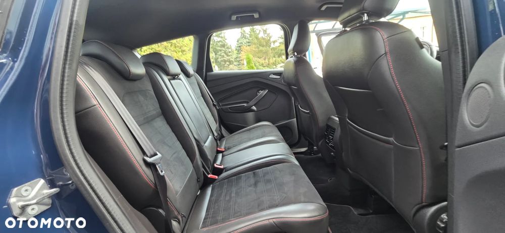 Ford Kuga 1.5 EcoBoost 4x4 ST-Line - 36