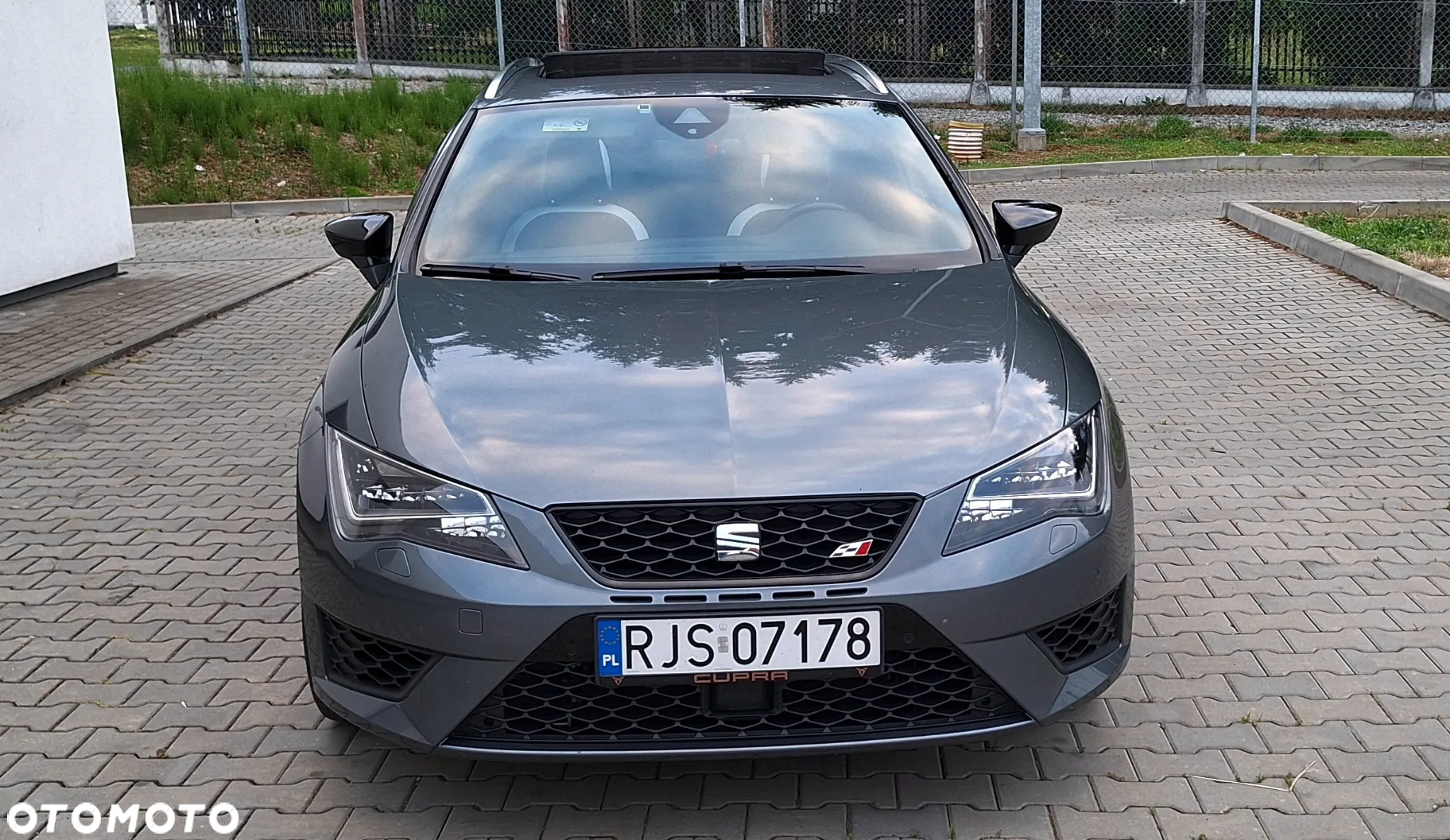Seat Leon ST 2.0 TSI Start&Stop DSG Cupra 290 - 4