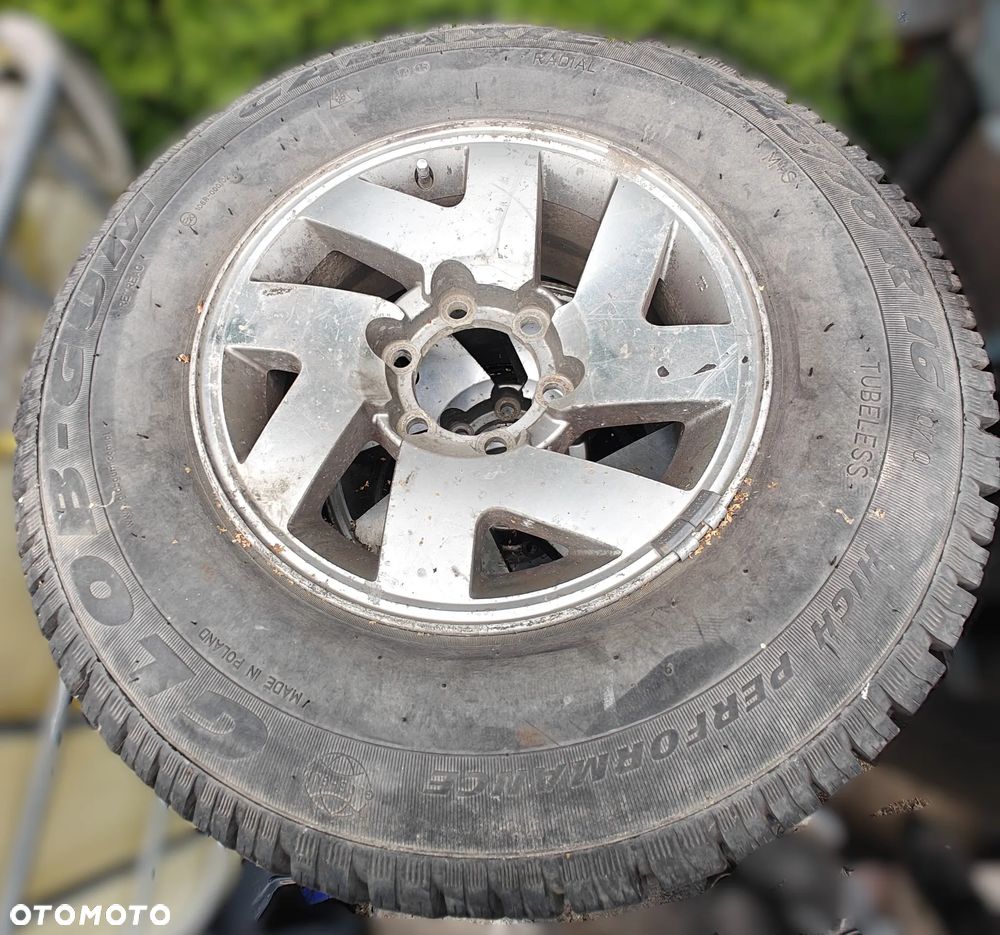 Mitsubishi Pajero Sport - 13