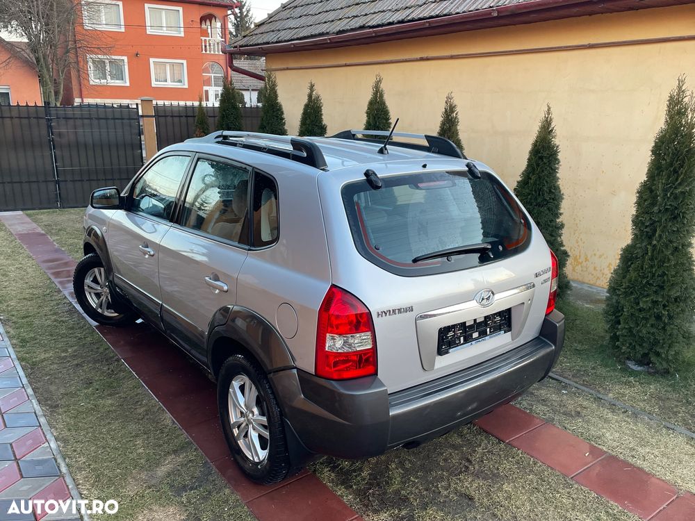 Hyundai Tucson 2.0 CRDI 2WD GLS - 22