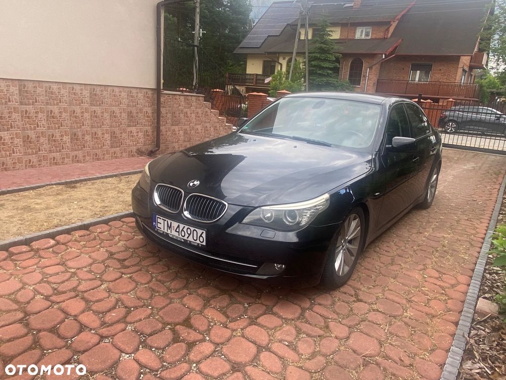 BMW Seria 5 523i - 1