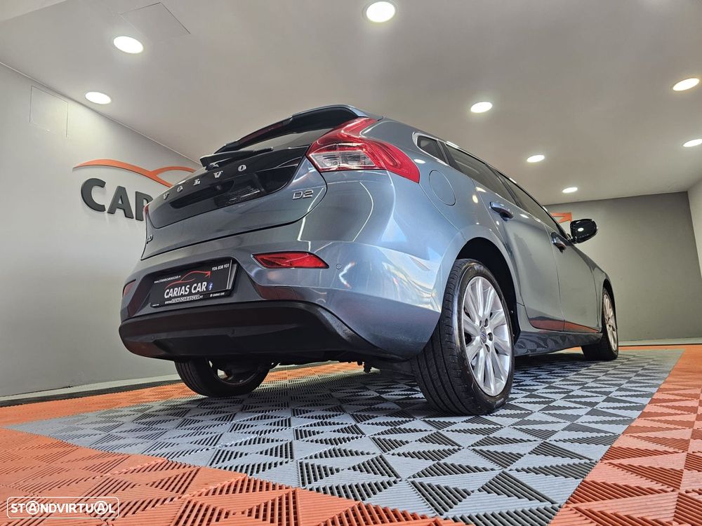 Volvo V40 1.6 D2 Momentum - 8