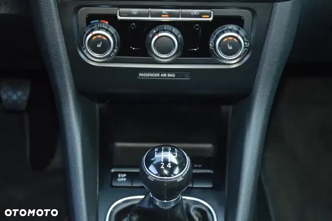 Volkswagen Golf 1.4 Trendline - 24