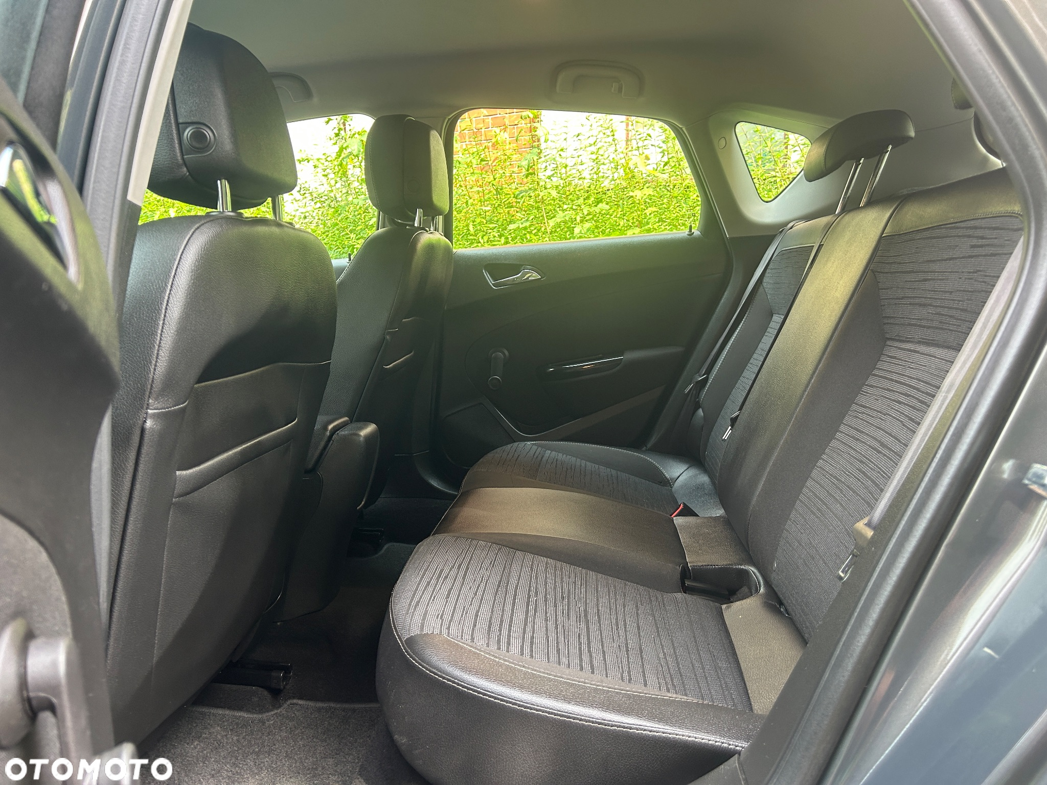 Opel Astra 1.6 Exklusiv - 28