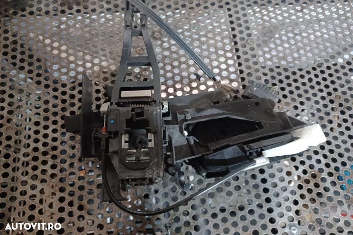 Broasca usa fata stanga 2013 AM5A-R26412-AB Ford C-Max 2 [2010 - 2015 - 4