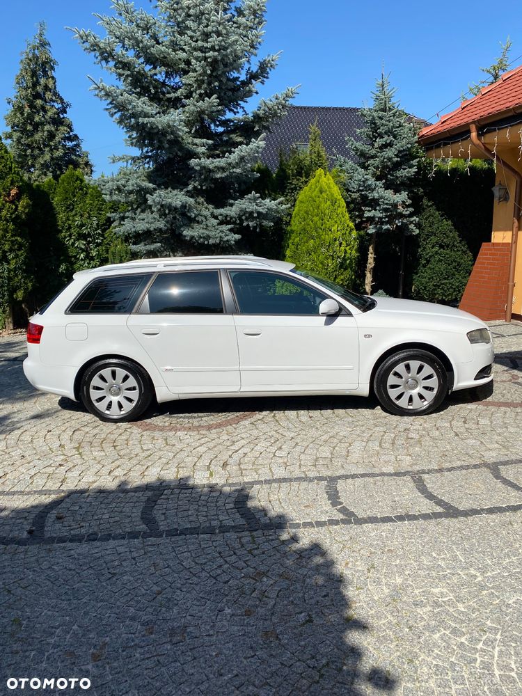 Audi A4 - 1
