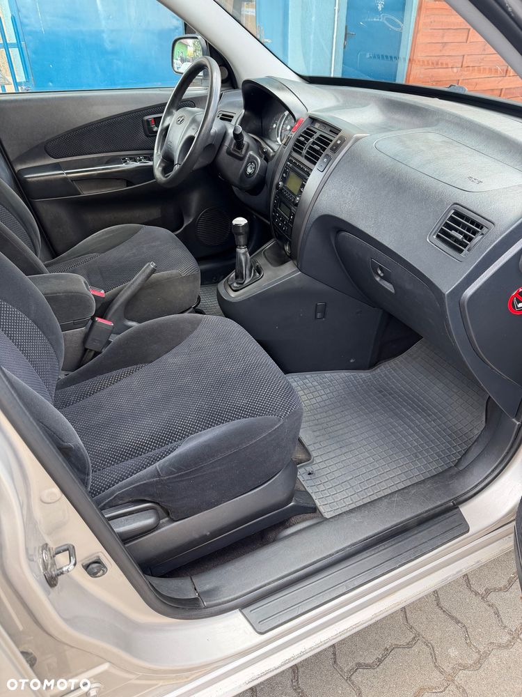 Hyundai Tucson 2.0 Elegance / Premium - 6