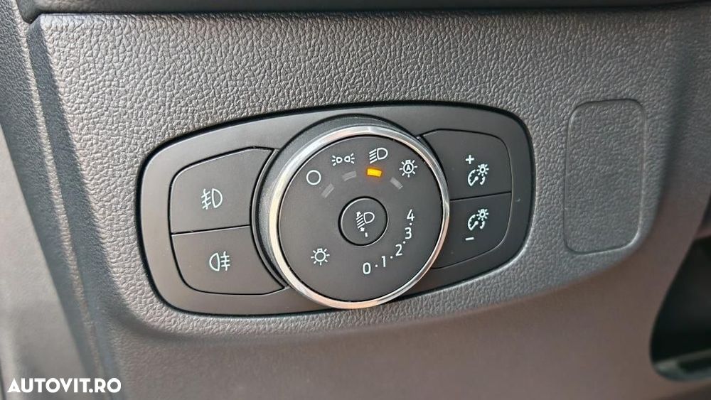 Ford Focus - 26