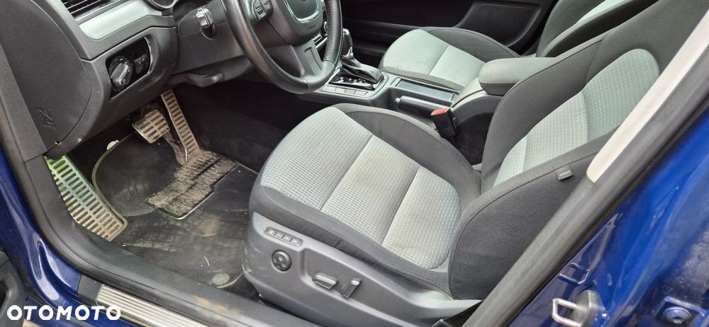 Skoda Superb 2.0 TDI DSG Active - 12