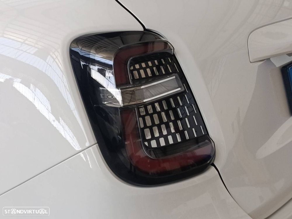Fiat 600 1.2 Hybrid Icon - 26