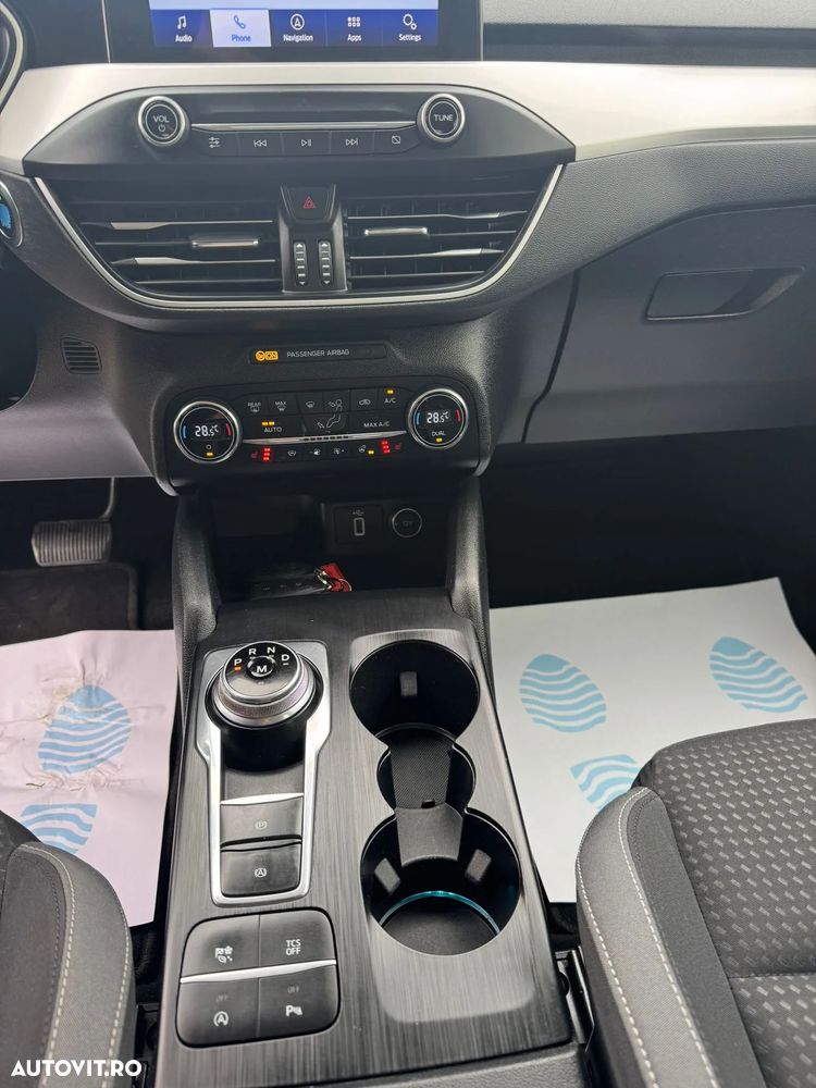 Ford Focus - 10
