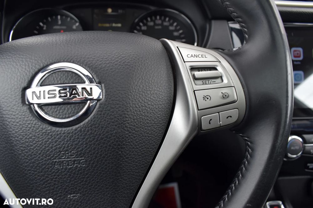 Nissan Qashqai 1.6 DCI TEKNA - 19