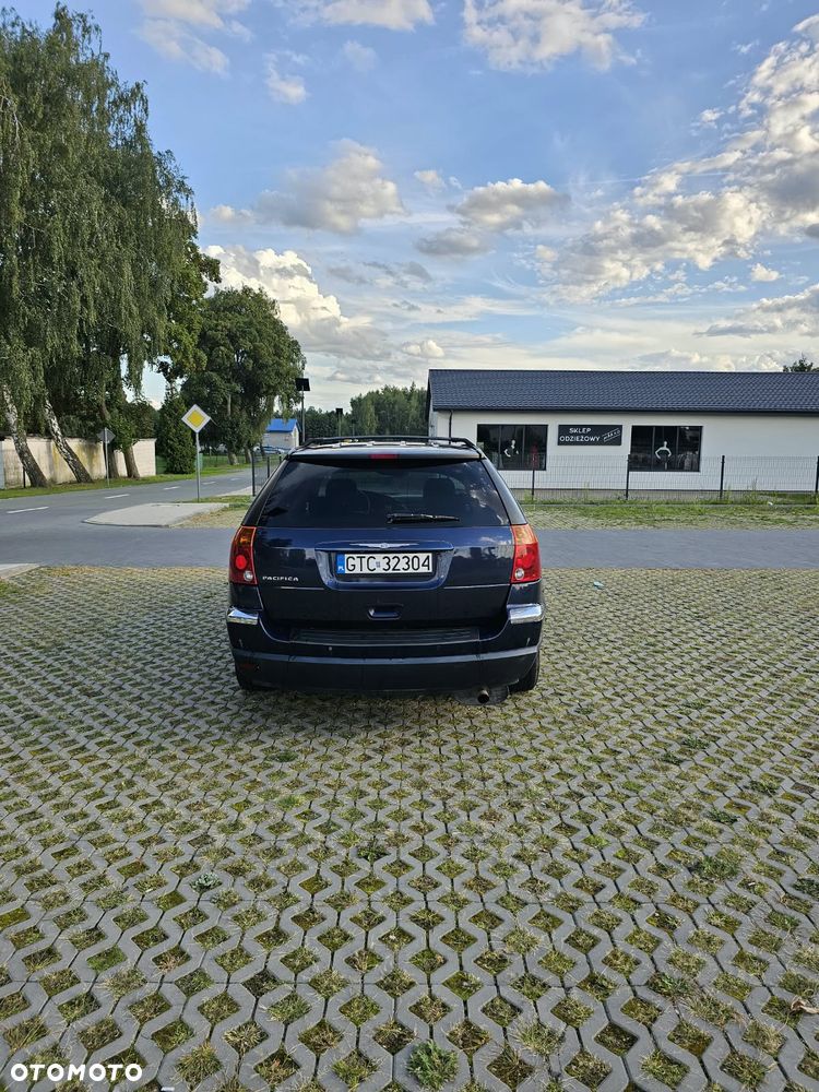 Chrysler Pacifica - 2