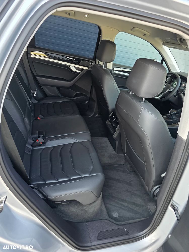 Volkswagen Touareg V6 TDI Elegance - 18