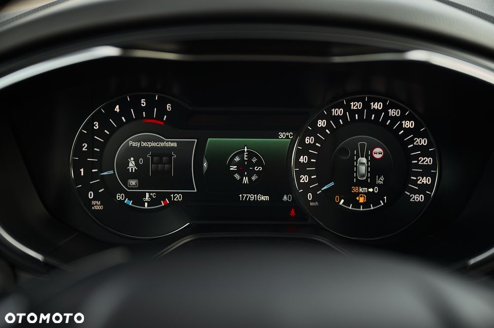 Ford Mondeo 2.0 EcoBlue ST-Line - 27