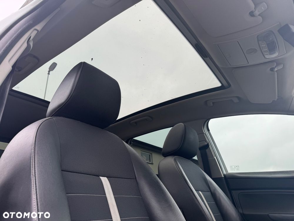 Ford Kuga 2.0 TDCi 4x4 Trend - 17
