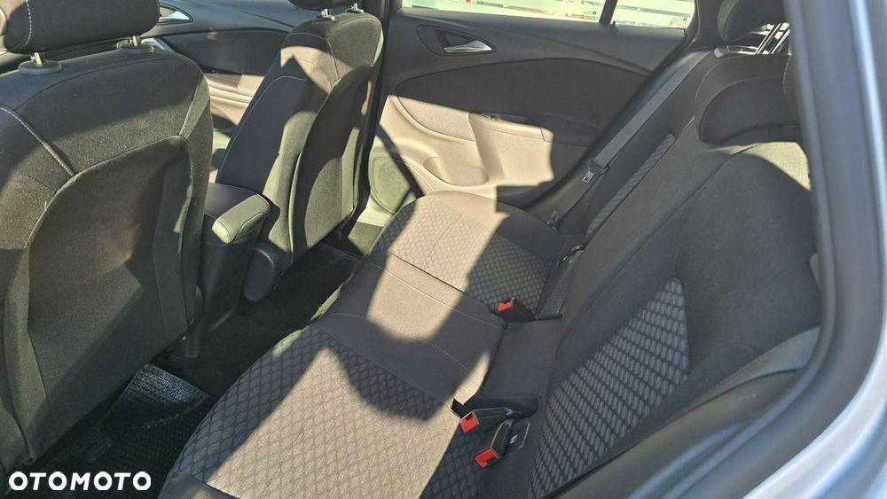 Opel Astra - 19