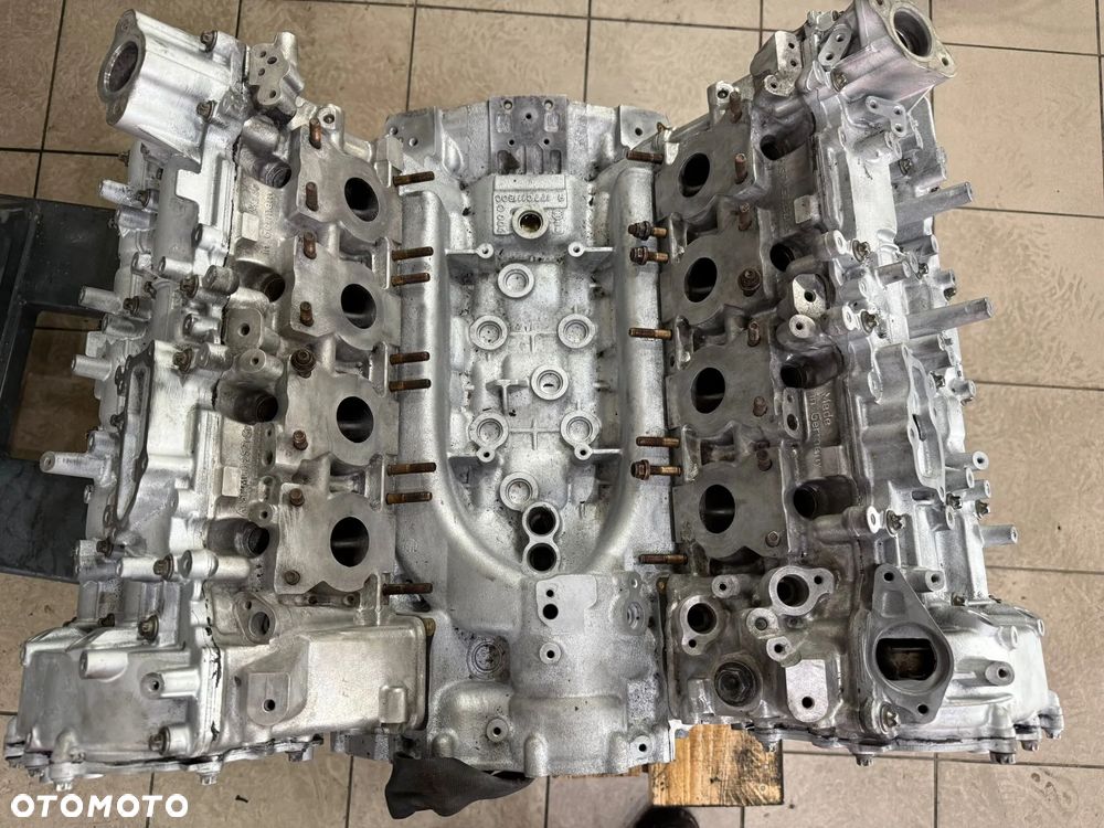 Silnik Mercedes 4.0 V8 63 AMG S BiTurbo W205 W213 W222 177.980 2019r - 2