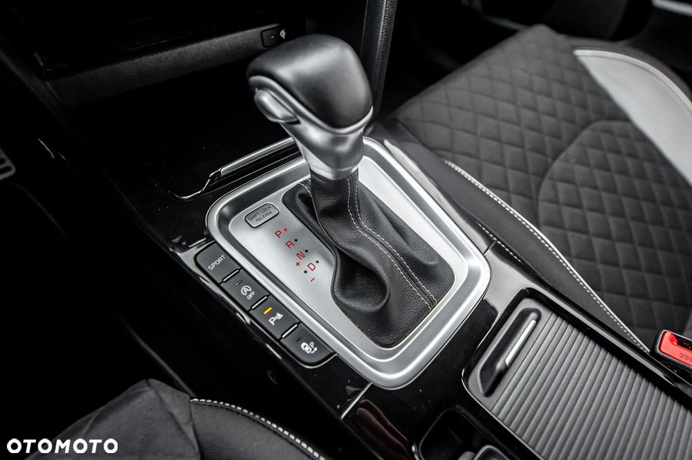 Kia ProCeed 1.4 T-GDI DCT7 OPF GT LINE - 34