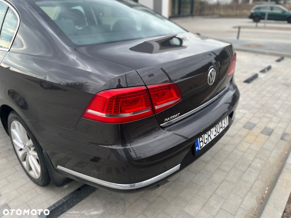 Volkswagen Passat 2.0 TDI Comfortline DSG - 10