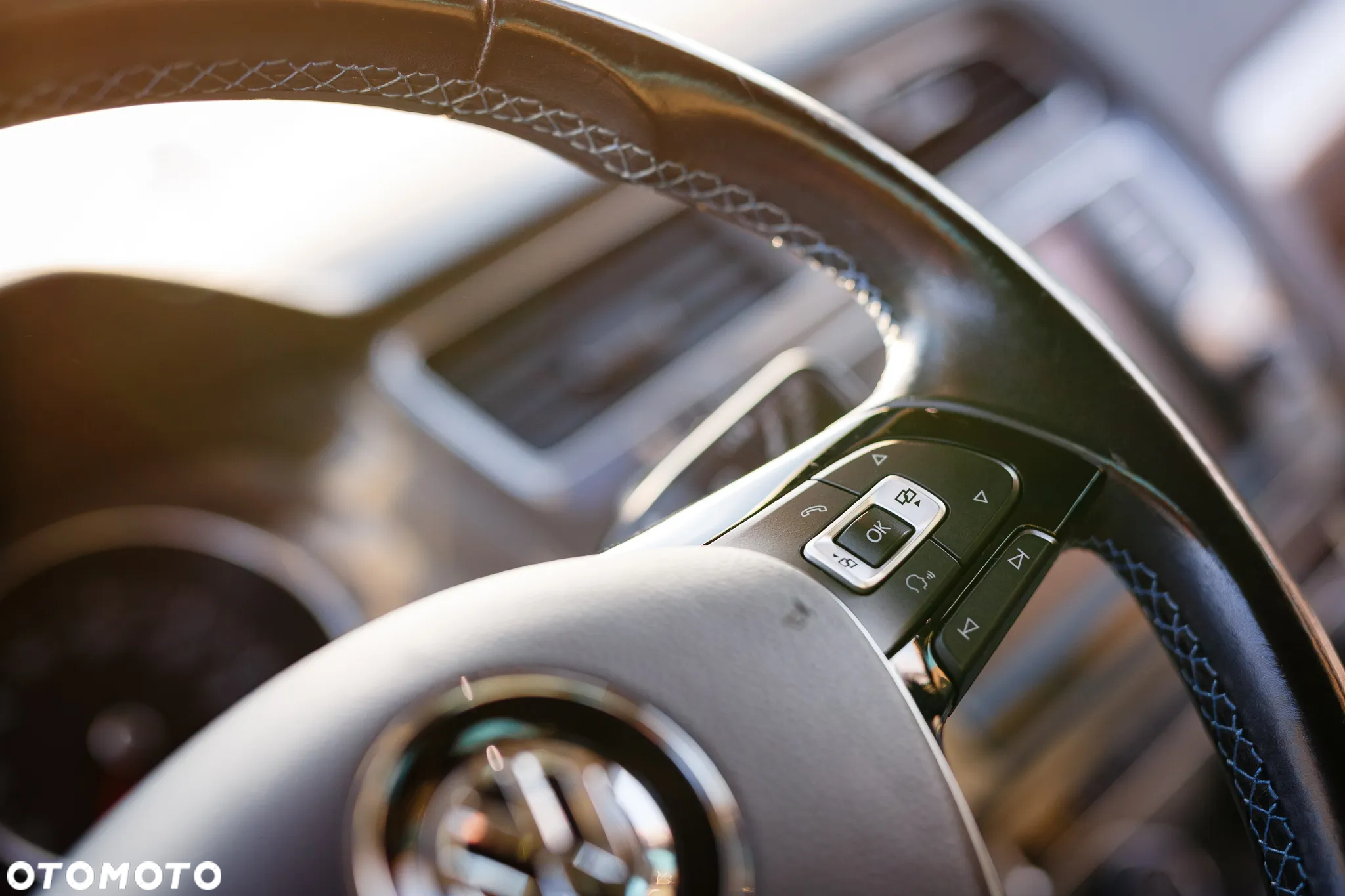 Volkswagen Golf e-Golf - 32