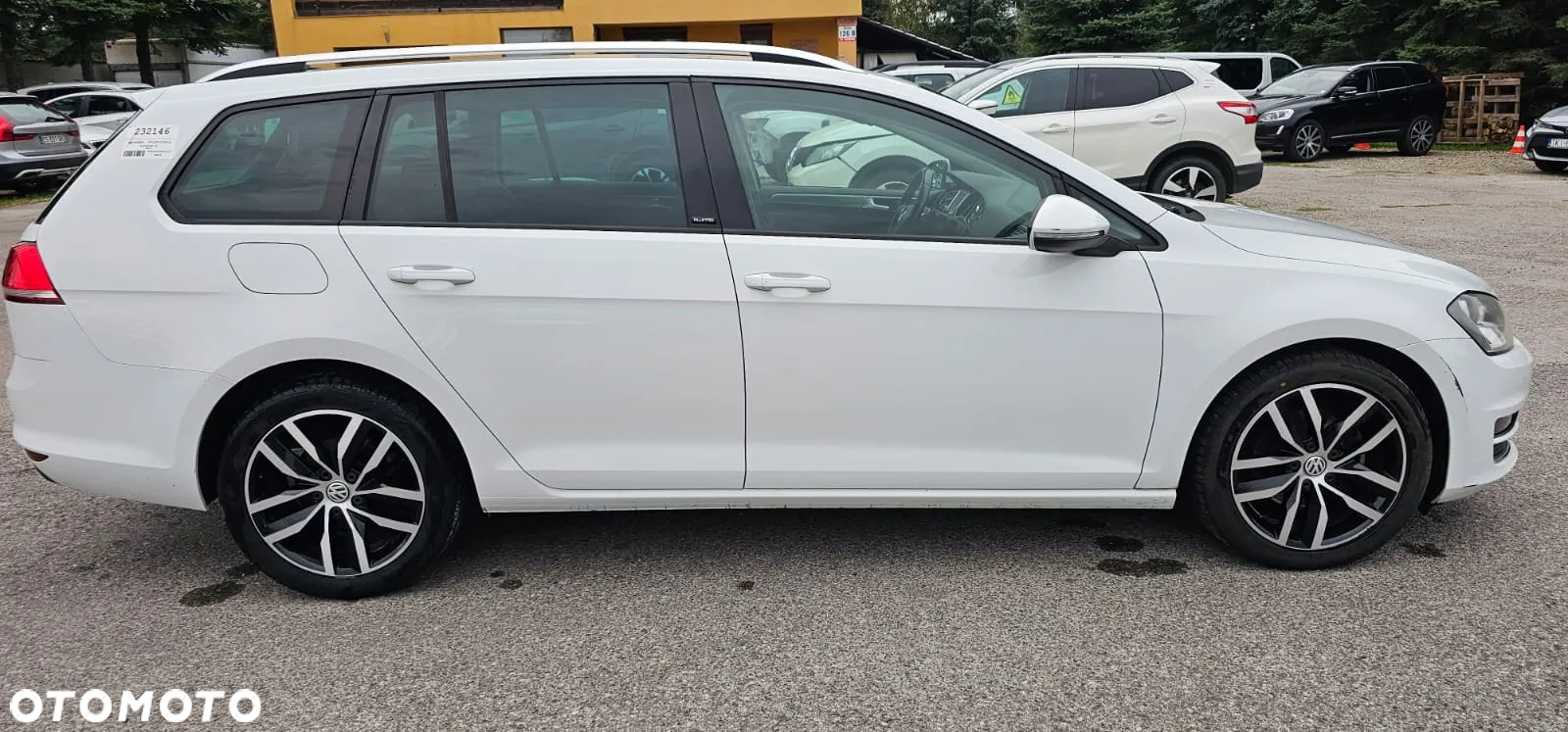 Volkswagen Golf Variant 1.6 TDI BlueMotion Technology DSG Allstar - 4