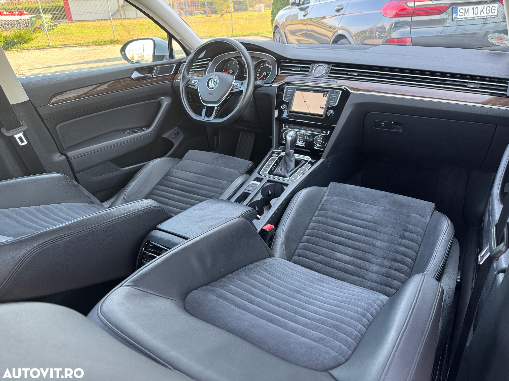 Volkswagen Passat 2.0 TDI DSG 4Motion Highline - 8