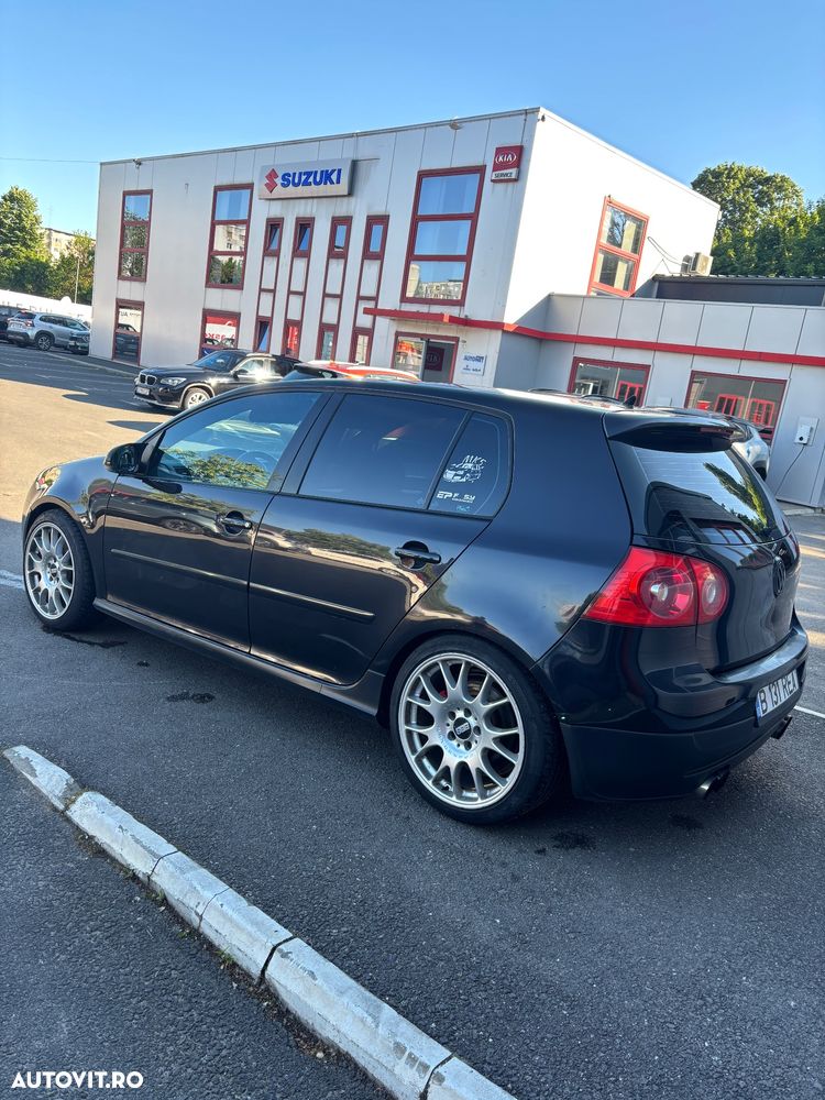 Volkswagen Golf 2.0 FSI GTI - 15