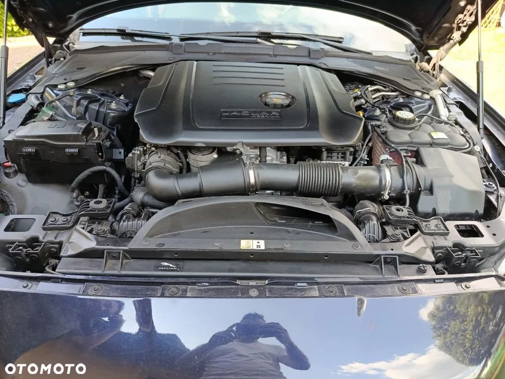 Jaguar XF 2.0 i4D Prestige - 30