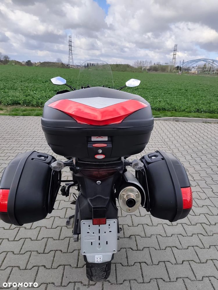 Suzuki V-STROM - 12