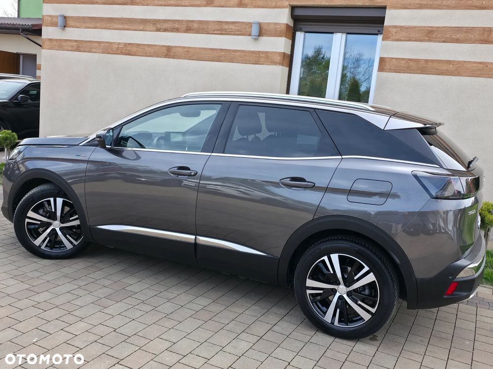 Peugeot 3008 1.6 PureTech HYbrid GT S&S EAT8 - 10