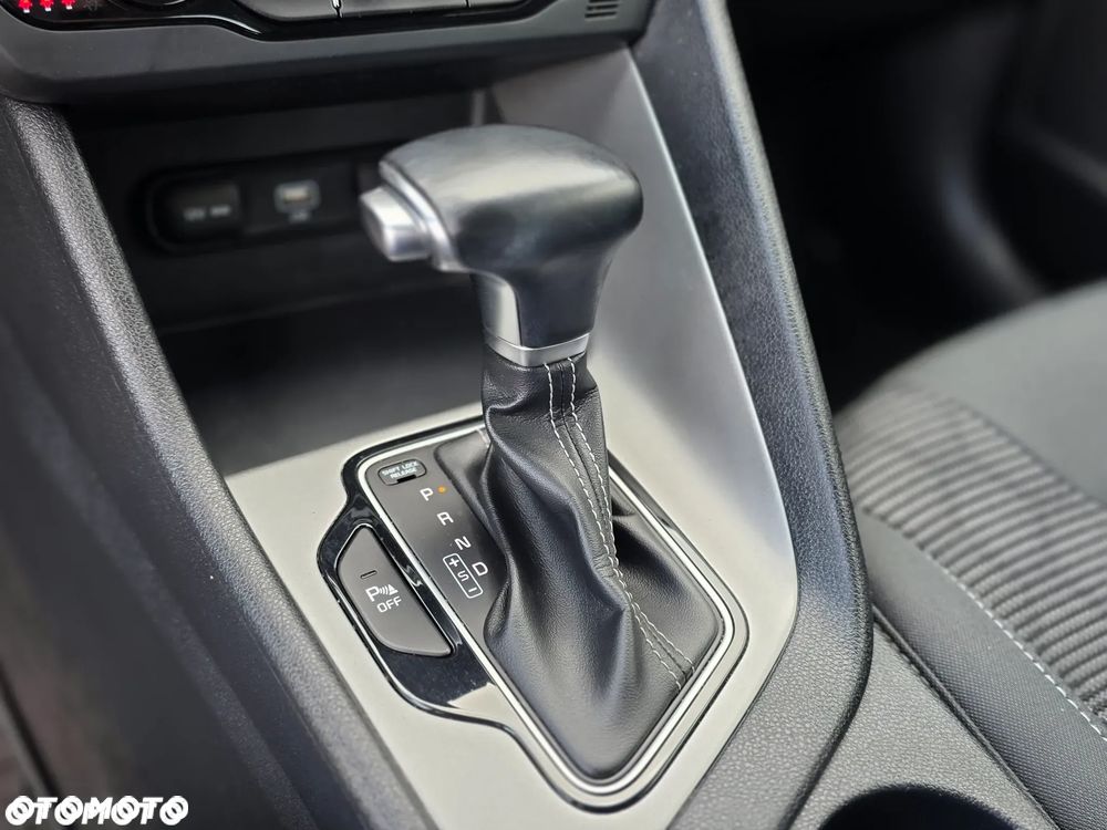 Kia Niro 1.6 GDI Hybrid Business Line - 29