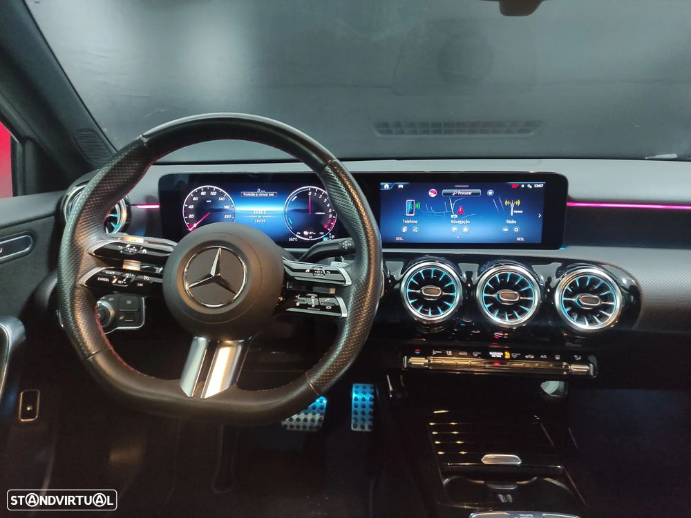 Mercedes-Benz A 250 e AMG Line - 9