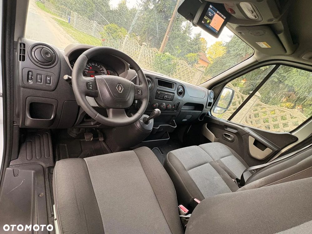Renault Master - 18
