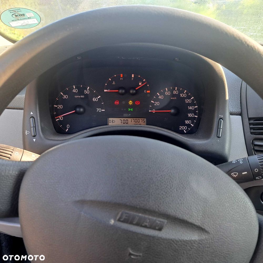 Fiat Punto - 5