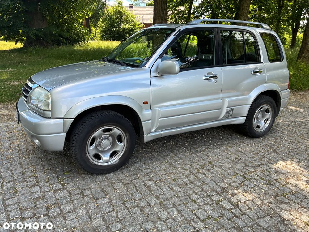 Suzuki Grand Vitara - 3